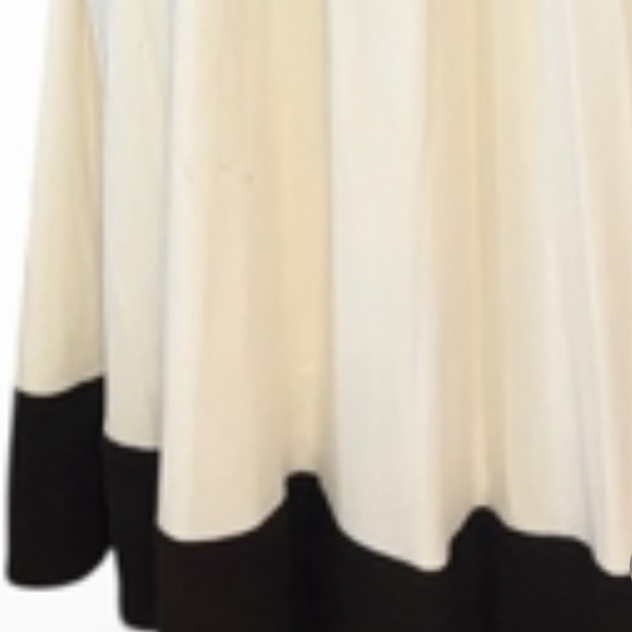 Vintage Diane von Furstenberg Lion Halter Dress,
cream, black, flowy, Size 2 - Picture 7 of 9